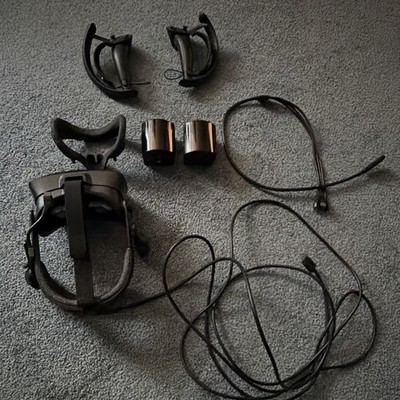 Valve Index VR Headset Full Kit Controllers Base Stations 120Hz USB/DP Black