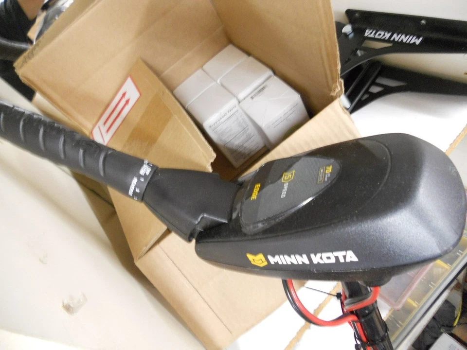 OPEN BOX Min Kotta PONTOON Trolling Motor 70Lb 52Shaft 24V Hand Control Bow Mont - Image 4 of 4