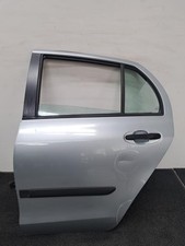 Porte arrière et accessoires Toyota YARIS
