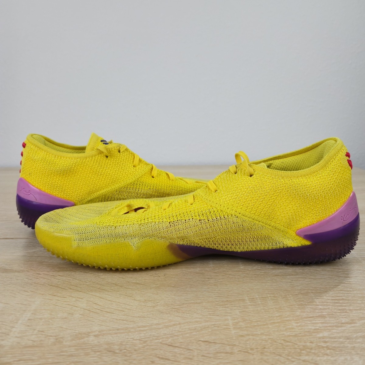 Men Size 13 Nike Kobe AD NXT 360 Yellow Strike Laker Basketball