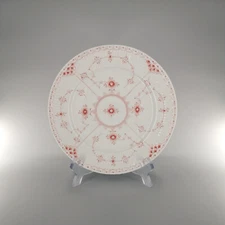 Royal Copenhagen Coral Fluted Half Lace Plate (19 cm) - #620-aa