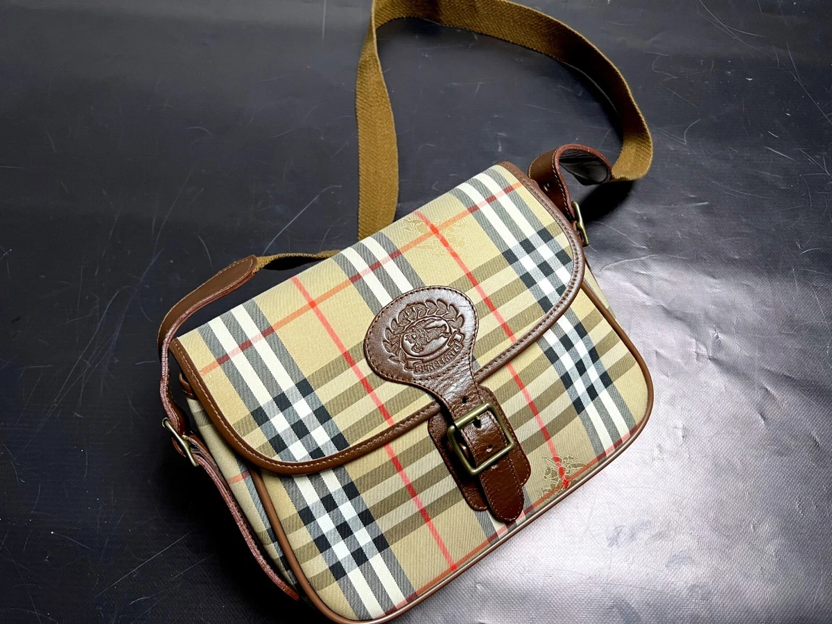 Vintage Nova Check Burberry Bag With Leather Details. Vintage 