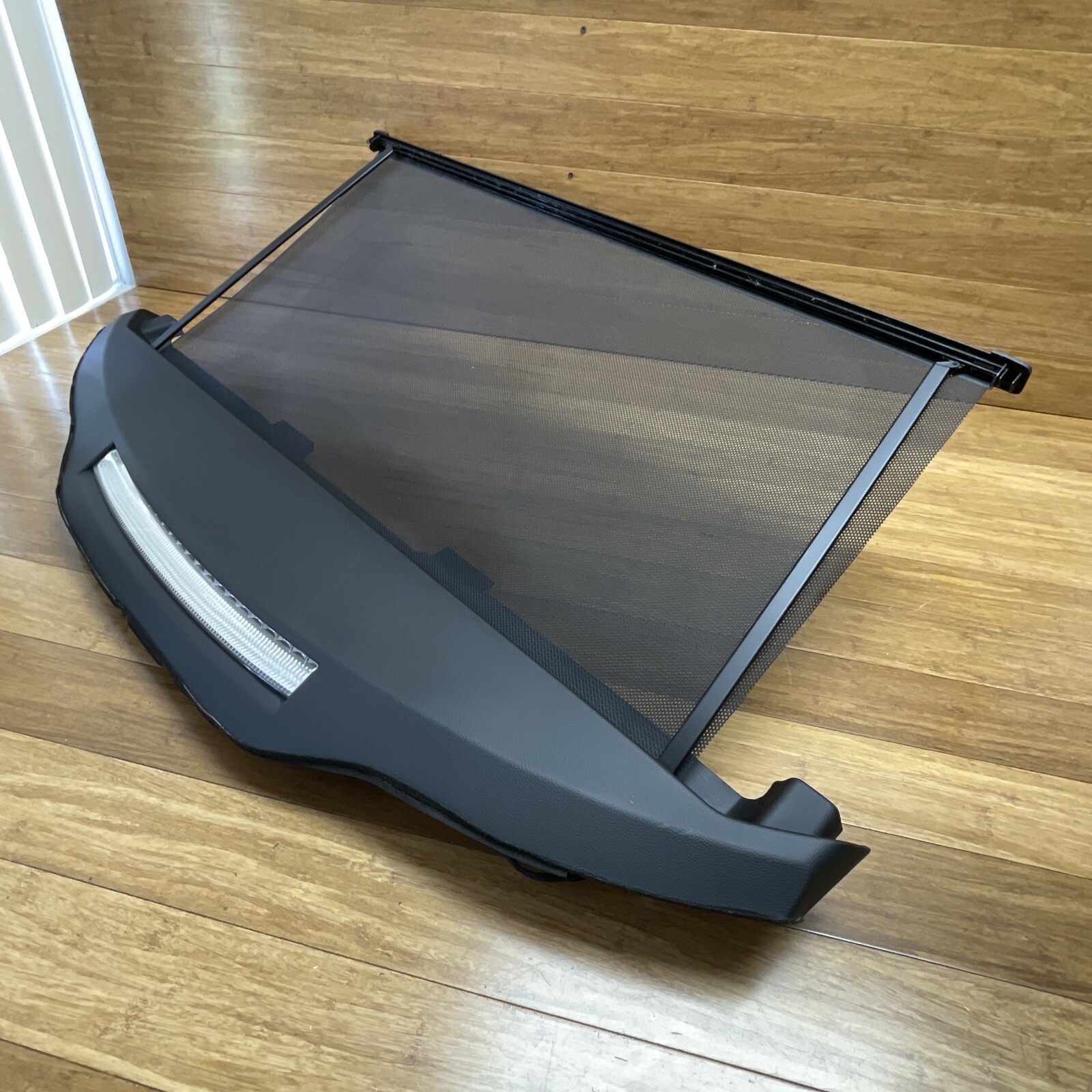 2014-2019 Maserati Ghibli Glass Parcel Tray Sunshade OEM 06700193920