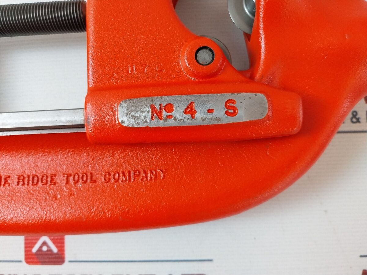 Ridgid 4-S Heavy Duty 2” to 4” Pipe Cutter B-183-1 | eBay Ridgid 4-S Heavy Duty 2” to 4” Pipe Cutter B-183-1 | eBay