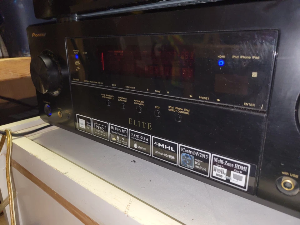 Pioneer Elite VSX-70 7.2-Channel AV Receive  - Image 3 of 4