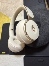 Beats Solo Pro Wireless Headphones White Good Condition