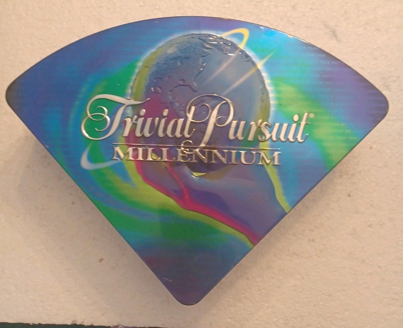 Trivial Pursuit Millennium Edition  1998 Metal Tin Board Game Complete
