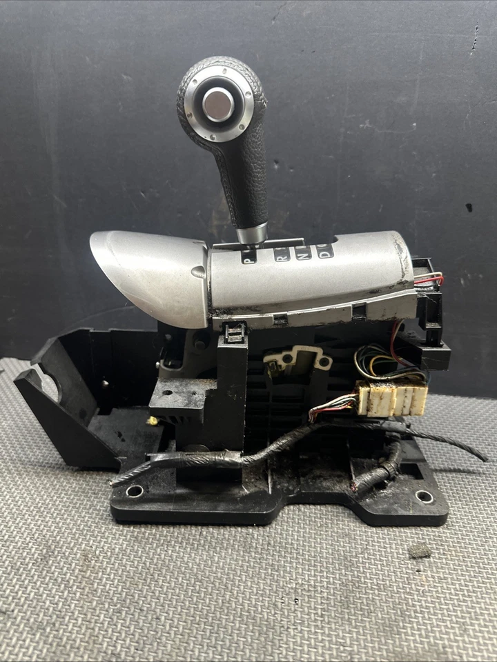 Palanca de cambios de piso de transmisión automática Mitsubishi Eclipse 2006-2012 OEM Foto 4 de 4