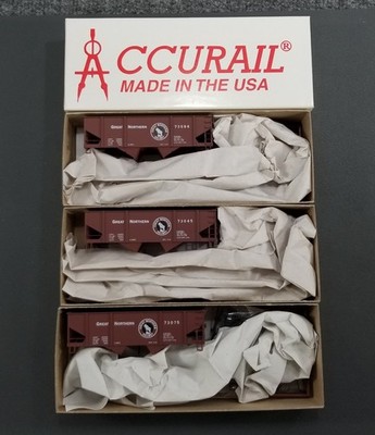 Accurail HO #2351.1 (3 Pack) G.N. Min. Red Canton Twin Hopper Unassembled Kits