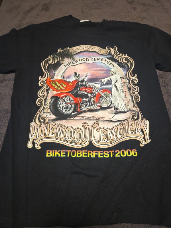 Daytona Bike Week Pinewood Cemetary Medium Skulls Better off Dead Harley 2006