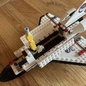 LEGO CITY: Space Shuttle (3367) 100% Complete W Instructions and Minifigure