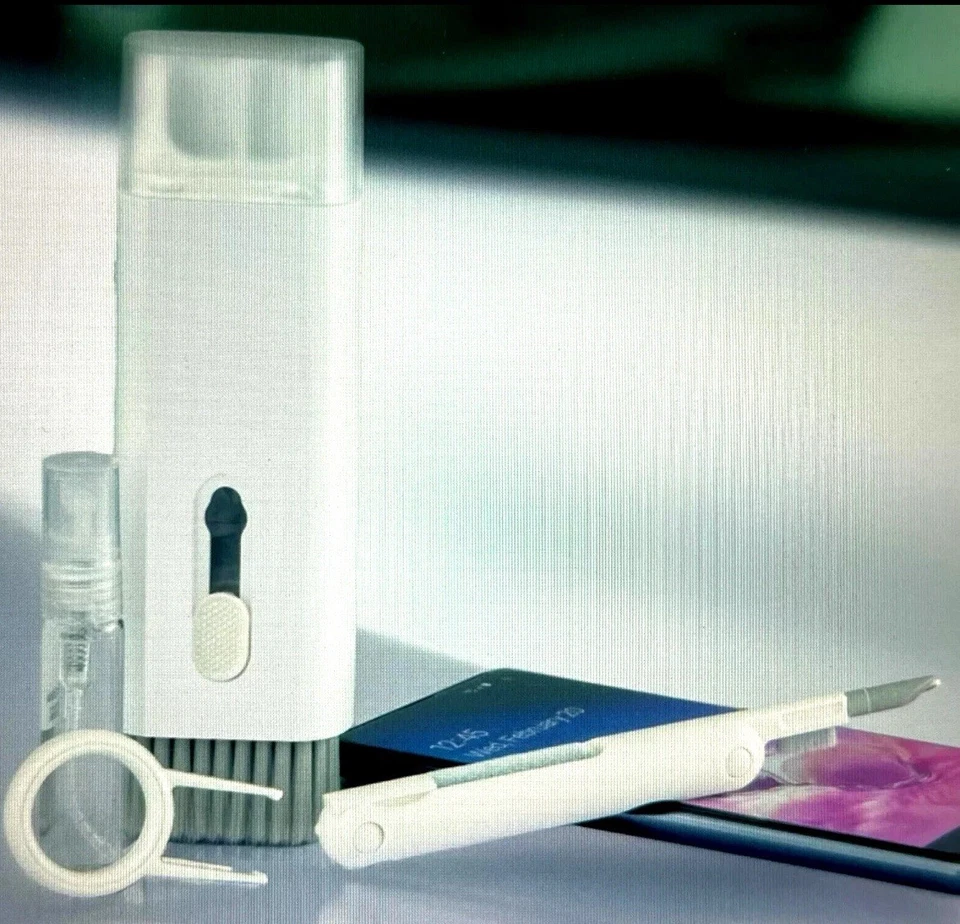 5-in-1 Tech Cleaning kit for Electronics  Pack of 2 - Image 3 of 4