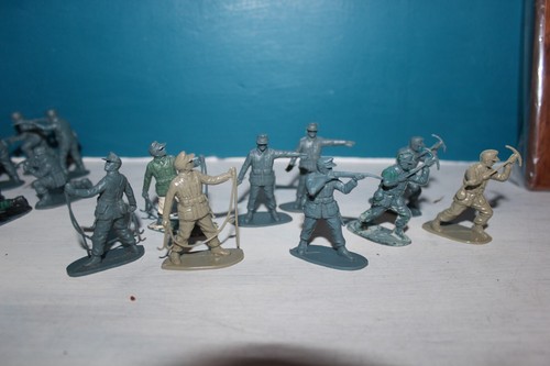 52 GERMAN MOUNTAIN/PARATROOPS AIRFIX (AB) - Picture 6 of 13