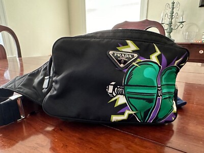 Pradaヘッドホン 2025年最新】PRADA ヘッドホンの人気アイテム - メルカリ