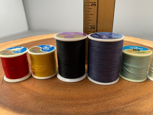 Vintage J&P Coats Dual Duty Thread Spools Lot of 6 - Red Yellow Black blue Mint - Picture 7 of 8