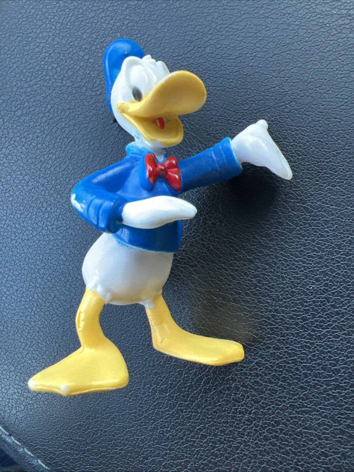 Disney Donald Duck Collectible Figure Blue White Standing 4653-952016