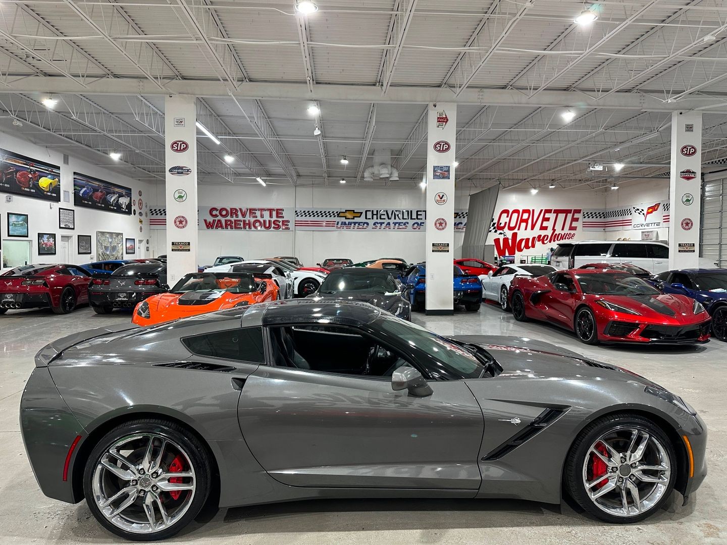 2016 Gray Chevrolet Corvette   | C7 Corvette Photo 6