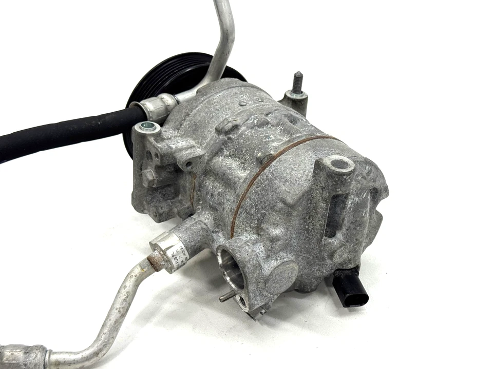 2016–2020 AUDI TT TTS QUATTRO AC COMPRESSOR OEM 5Q0816803D W/ HOSE - Image 4 of 4