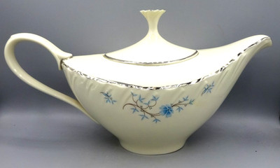 Lenox Aladdin Lamp Shaped Teapot - Mid Century Chanson Pattern 1959 - 1978 A/F