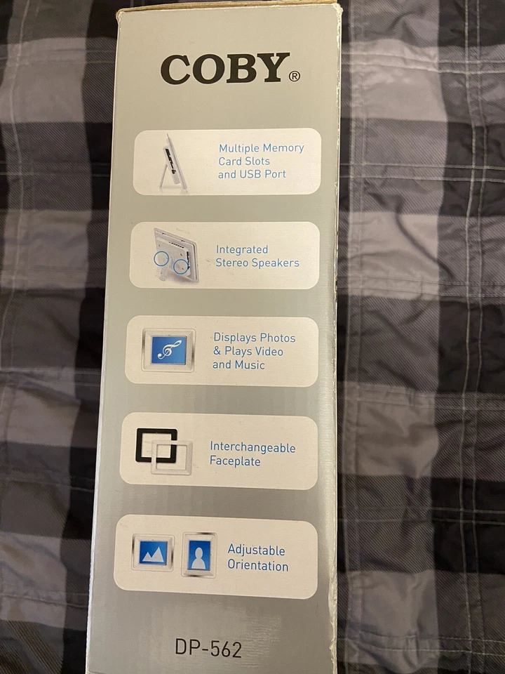 COBY 5.6” Digital Photo Frame with Built-in MP3 Player and Stereo Speakers - Image 4 of 4