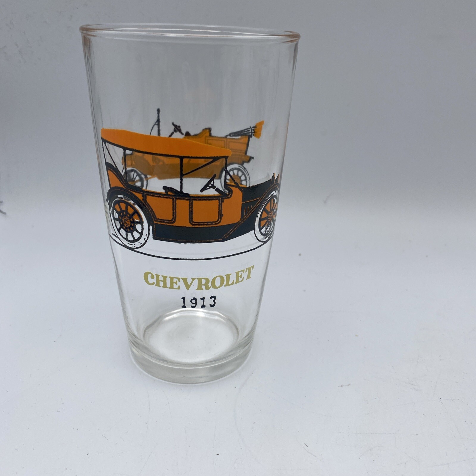 Vintage Auto Art Cocktail Shaker with 4 Tumbler Glasses, Hazel Atlas