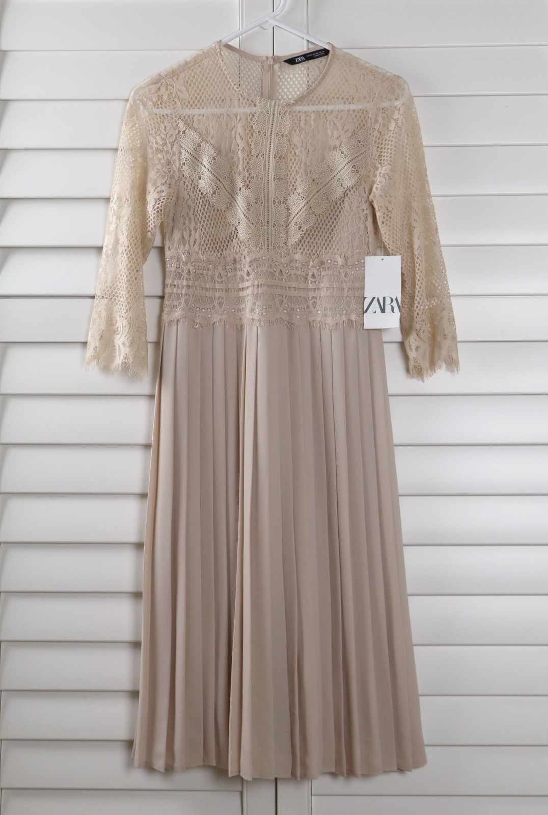 ZARA NWT $69 Beige Lace Gorgeous Sheer Trim Pleated Swing Dress Size XS thumbnail 5