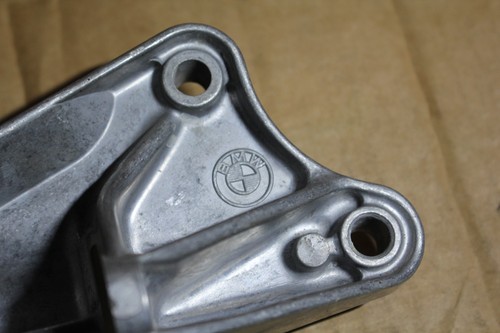 GENUINE BMW E21 E30 E12E28 Z1 M20 ENGINE ALTERNATOR SUPPORTING BRACKET NEW OEM - Picture 4 of 6