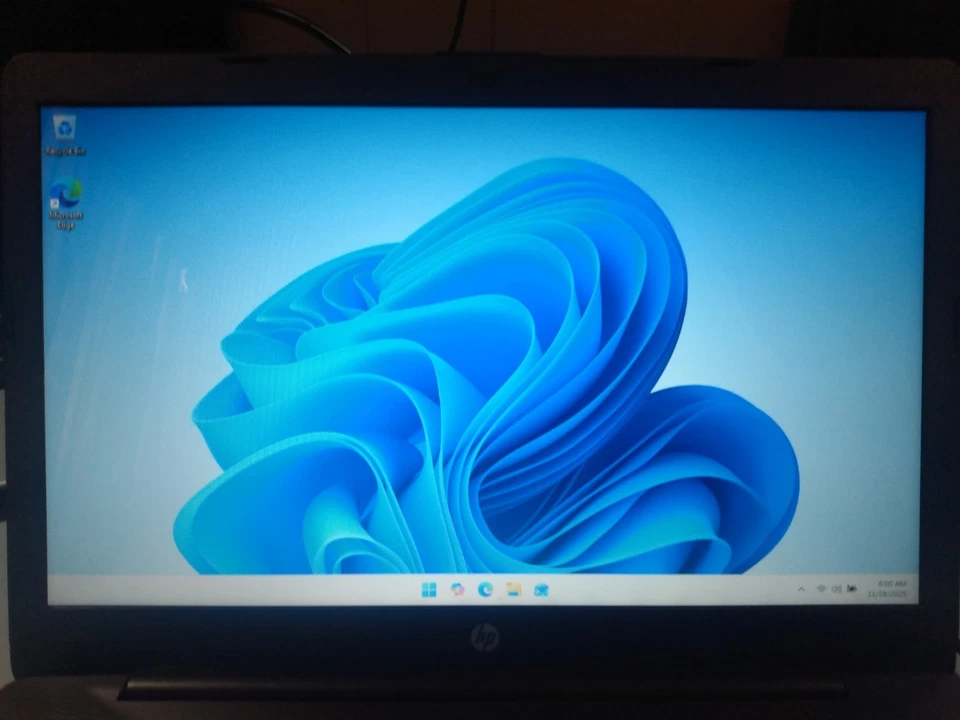 Portátil HP Stream Windows 11 (2) Foto 2 de 4