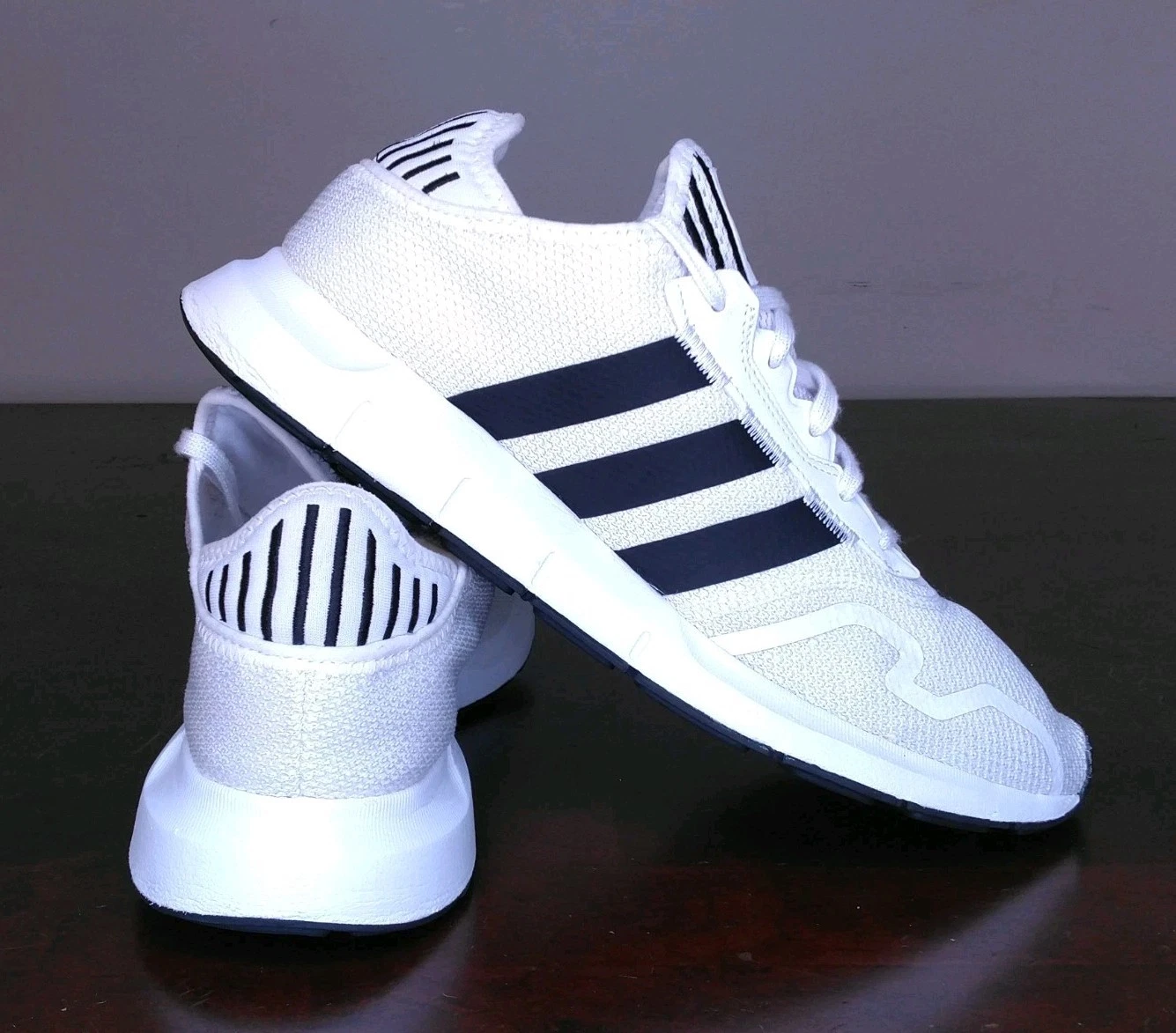 ADIDAS Swift Run X Shoes Mens SIZE 13 ART FY2111 WHITE Black RUNNING 3 Stripes