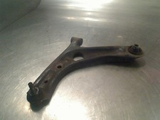 Triangle de suspension Toyota AYGO