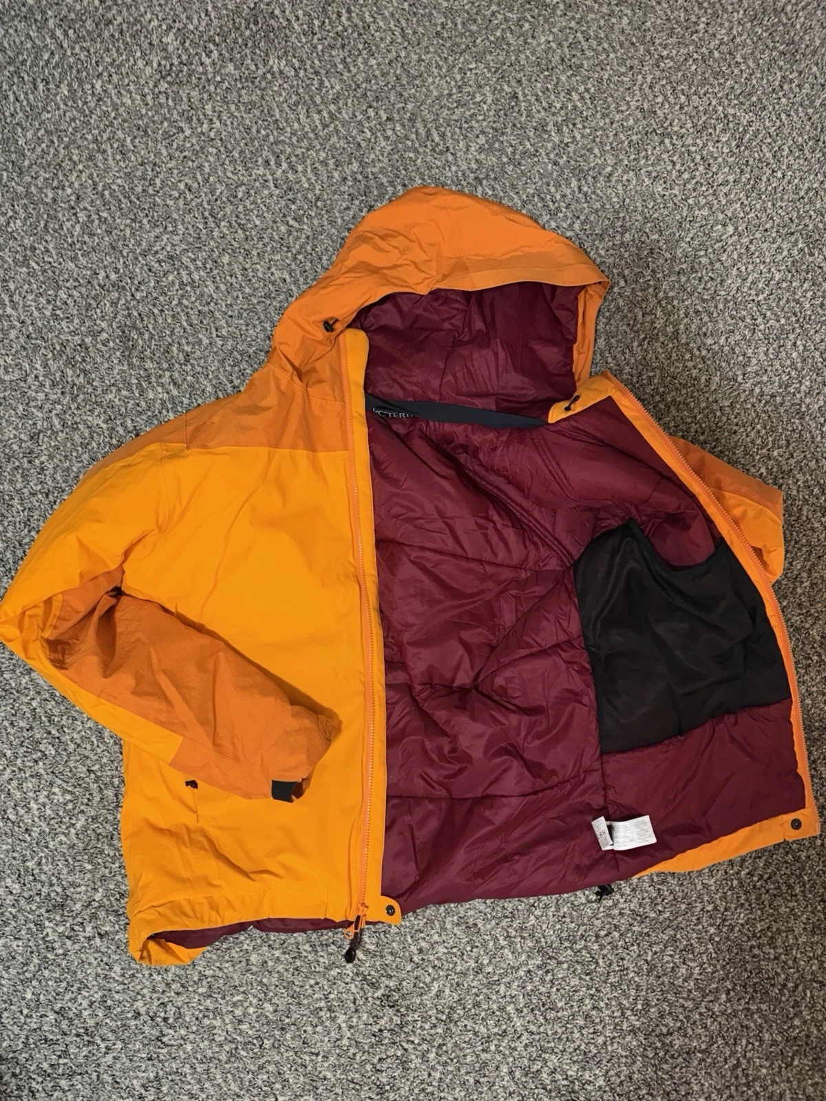 Arc'teryx Men's L Orange Kappa Hoodie Puffer Jacket Zip N70p GORE-TEX Infinium - product detail image 2