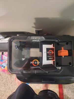AMD Ryzen Threadripper 2950X 3.5Ghz, 16 Core, TR4 Socket Boxed Processor...