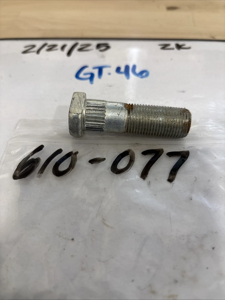 Taco de rueda Dorman 610-077 para Ford F-350 63-66 Foto 2 de 2