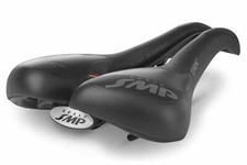 Selle SMP TRK Sella grande in gel (nero)