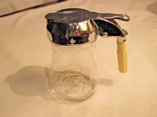 Vintage Federal Tool Chicago Syrup Pitcher Chrome Top Yellow Bakelite Handle