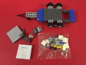 LEGO CITY (60045) POLICE DINGHY TRANSPORTER + NEW PIECES + BOX 6047134