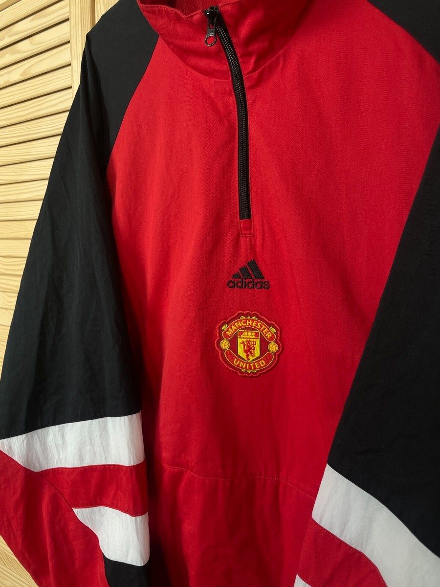 MANCHESTER UNITED RETRO ICON FOOTBALL SOCCER ANORAK JACKET