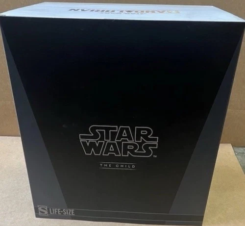 SIDESHOW Mandalorian - The Child Life-Size Figure - Grogu - Baby Yoda