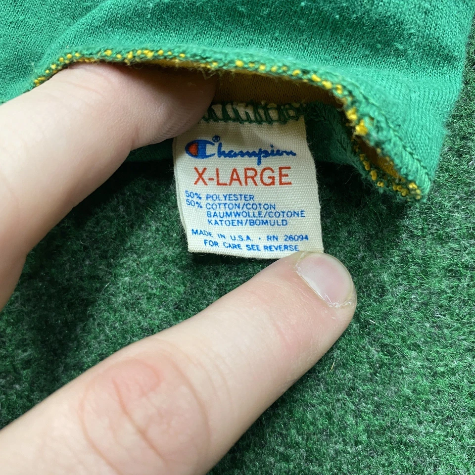 Camiseta Vintage Champion PE Masculina Extra Grande Anos 80 Porto Washington Dupla Face 2 Dobras - Imagem 4 de 4