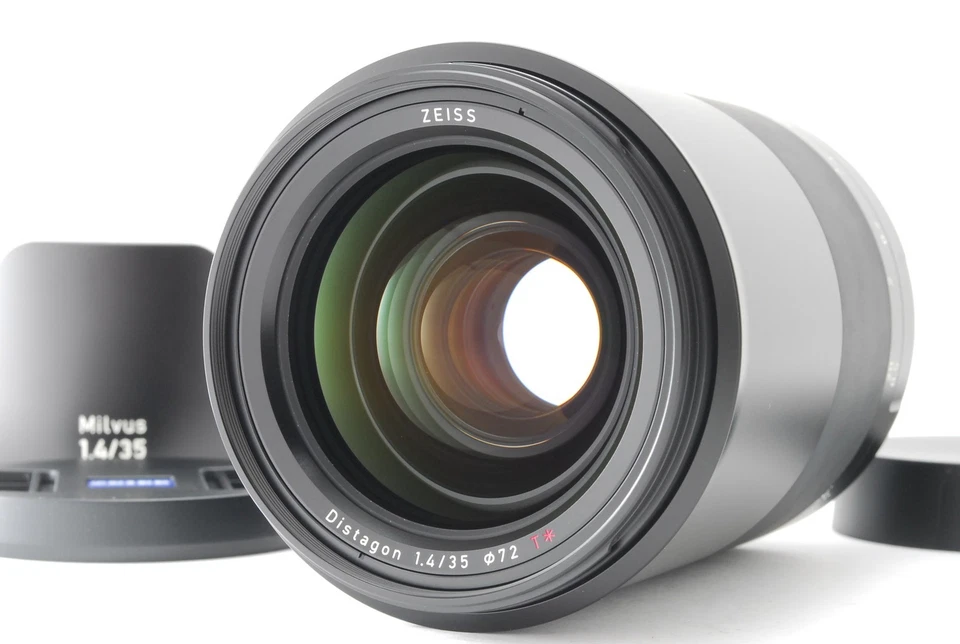 [Unused] Carl ZEISS Milvus 35mm f/1.4 ZE for Canon E mount Lens From JAPAN - Image 2 of 4