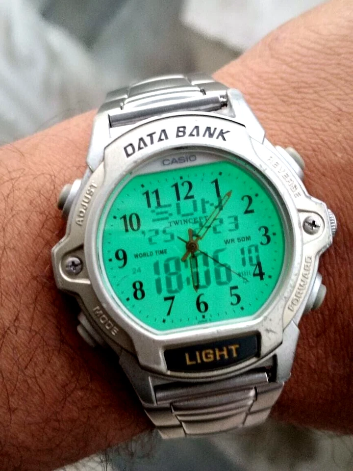 Casio ABX-24 Twincept Data Bank 2359 Analog Digital Back Light Men Watch Vintage - Image 4 of 4