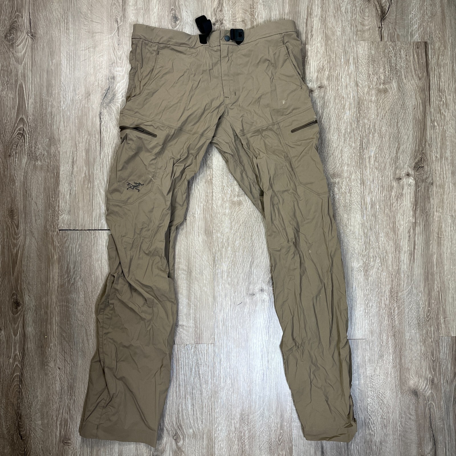 Arc'teryx Pantalone da trekking donna con cintura taglia 8 (32x32) nylon marrone ultraleggero