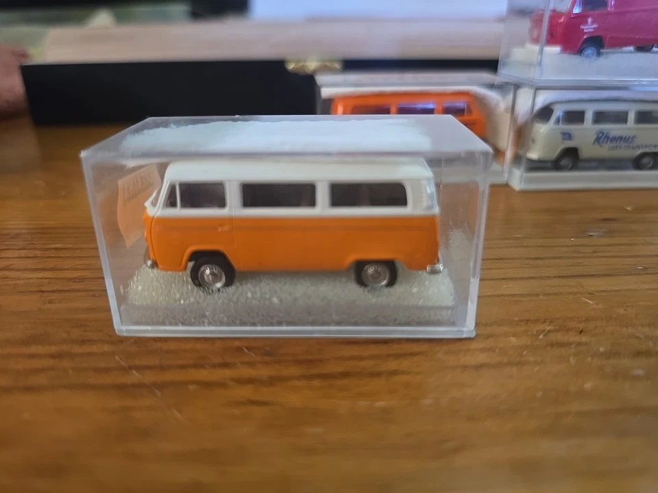 LOTTO VW T2 BREKINA 1:87 HO - Immagine 2 di 4