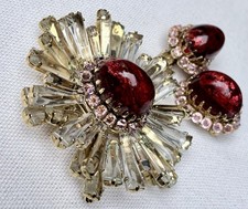 Schreiner Signed Keystone Ruffle Brooch and Earring Set- Book Pieces Clear