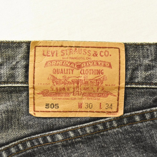 00s Vintage Made in Japan Levi's 505 Tapered W30 x L34 Black 00s Vintage Made in Japan Levi's 505 Tapered W30 x L34 Black