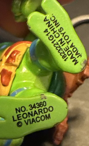 Teenage Mutant Ninja Turtles Metalfigs Die-Cast Keychain Leonardo Michelangelo - Picture 6 of 10