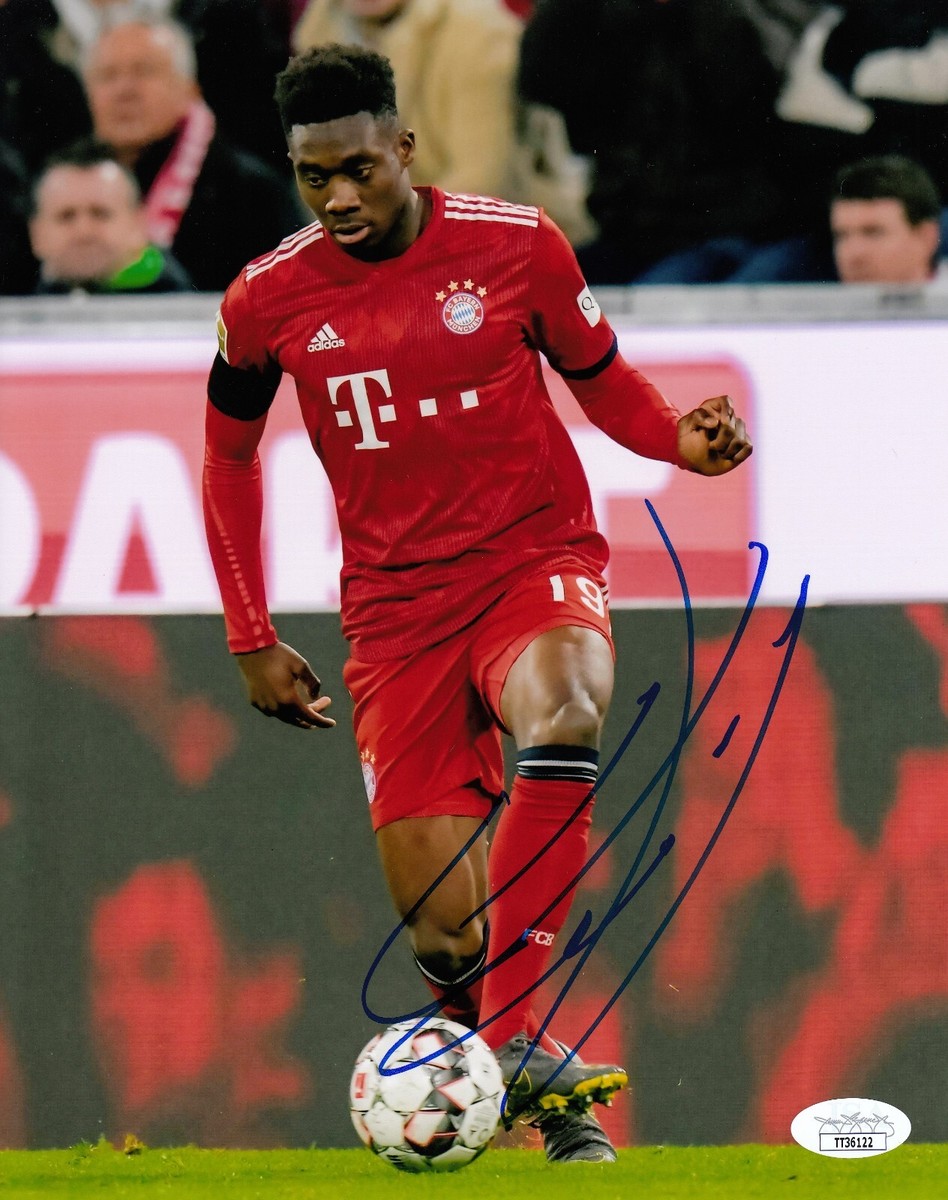 ALPHONSO DAVIES CANADA SOCCER AUTOGRAPHED SIGNED PHOTO 8X10 COA