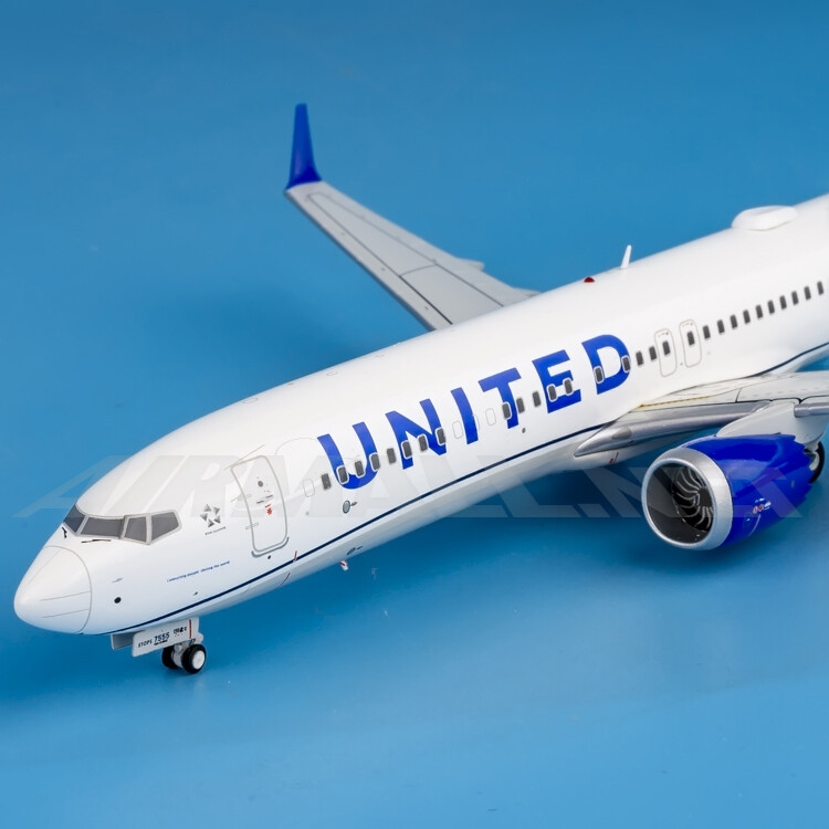 1:200 GeminiJets United Airlines Plane Boeing 737 MAX9 Diecast