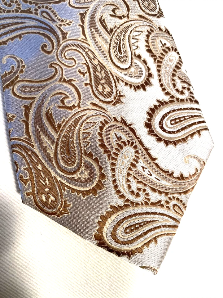 Corbata italiana de cachemira para hombre de marca Q Foto 3 de 4