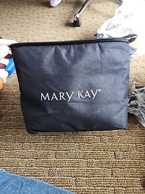 Black Nylon Mary Kay Case To Keep Products Cooler During The Summer